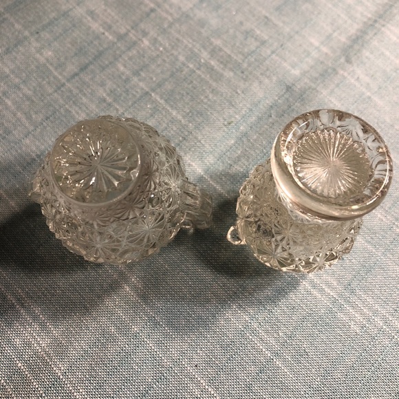 Fenton Daisy And Button Urn Style Vintage Toothpick Holders Lot Of 2 - Picture 5 of 5